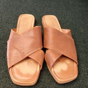 Coach And Four Made In Italy‎ Tan Leather Slide Sandals Size 8.5